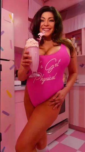 Shelly Martinez