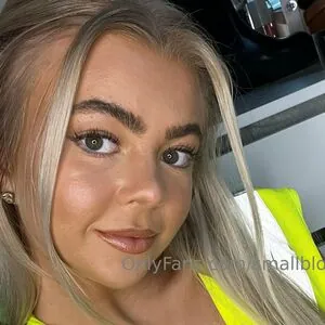 Smallblonde1