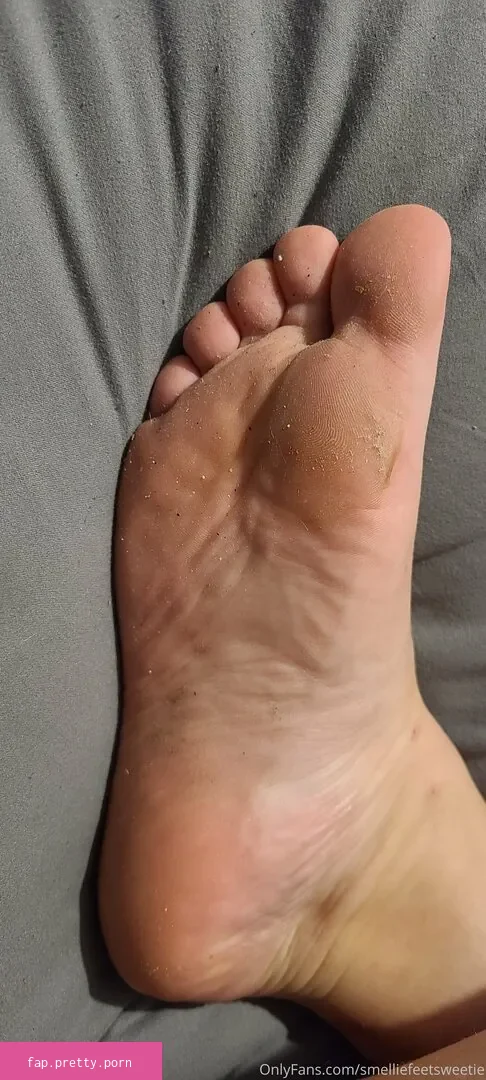 smelliefeetsweetie - Photo #18