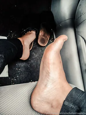 smelliefeetsweetie