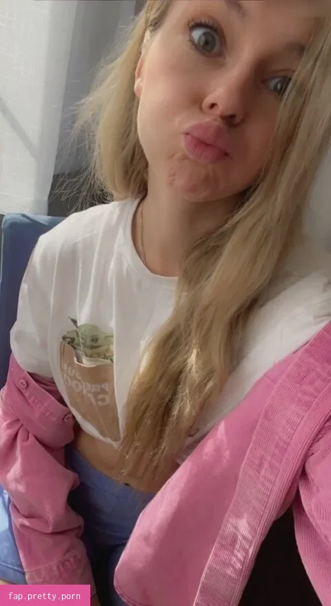 SmileyDani - Photo #25