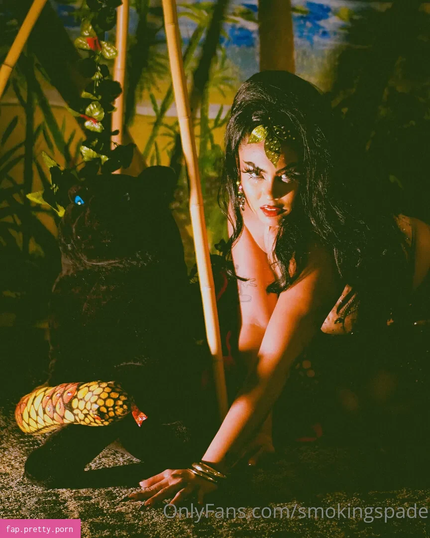 smokingspade - Photo #03