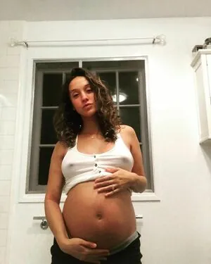 Stella Maeve