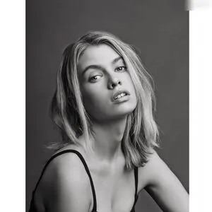 Stella Maxwell