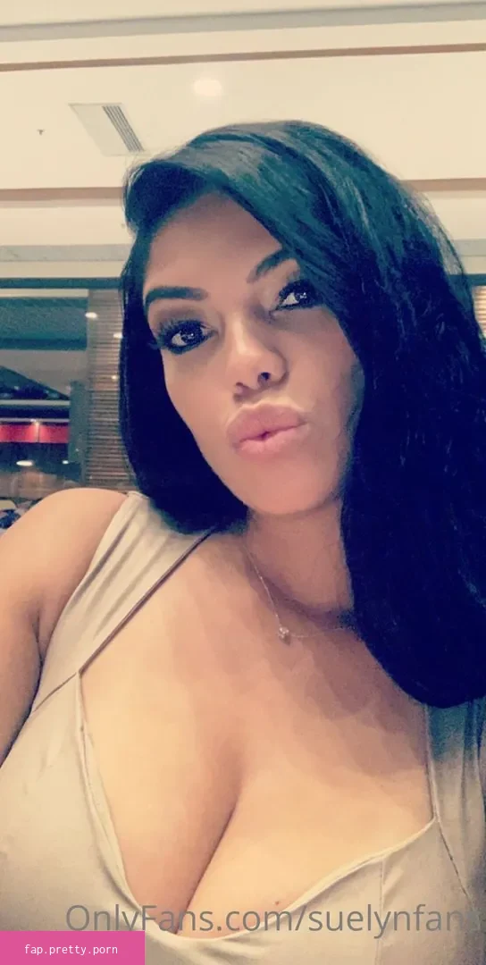 Suelyn Medeiros - Photo #03