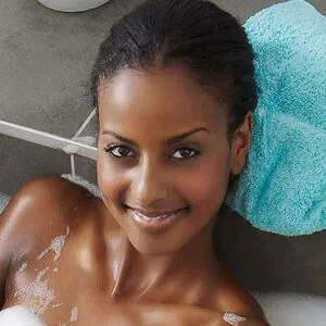 Sara Nuru
