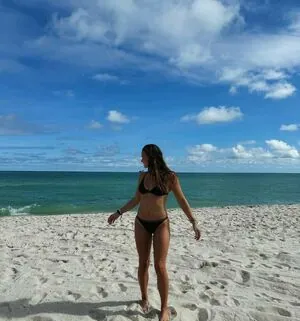 Skye Nicolson / skyebnic