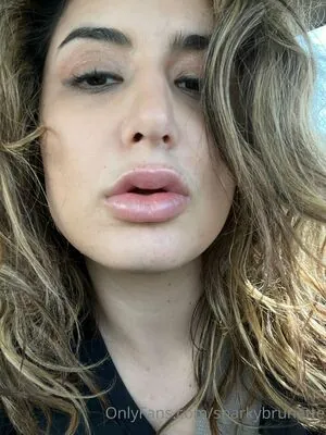 snarkybrunette