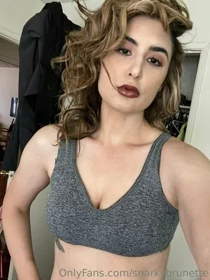 snarkybrunette