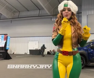 SnarkyJayCosplay