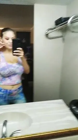 Snowbunny2299