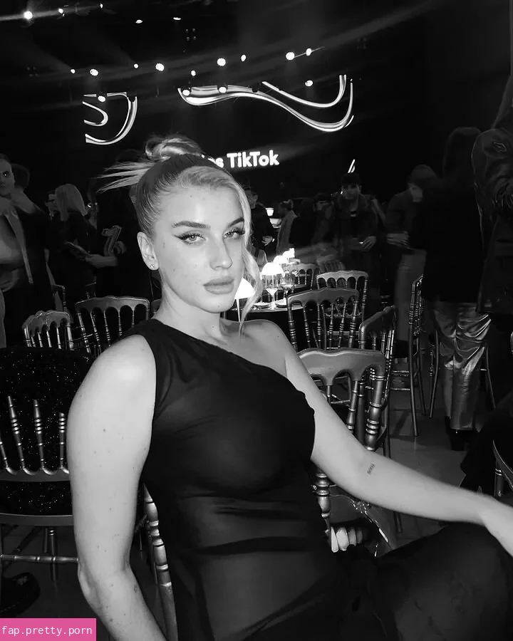 Samantha OT - Photo #54