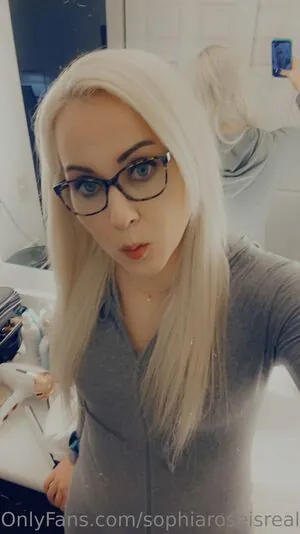 sophiaroseisreal