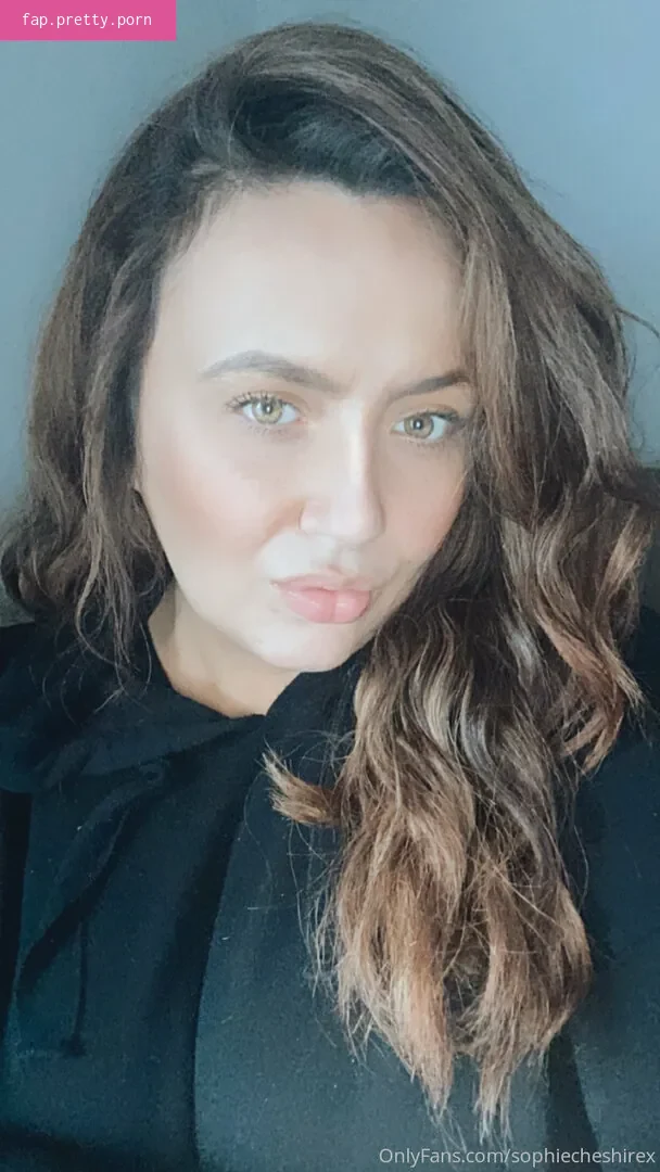sophiecheshirex - Photo #21