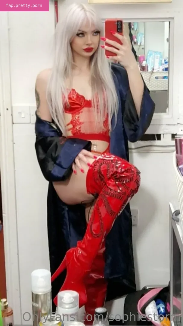 sophiestorm - Photo #14
