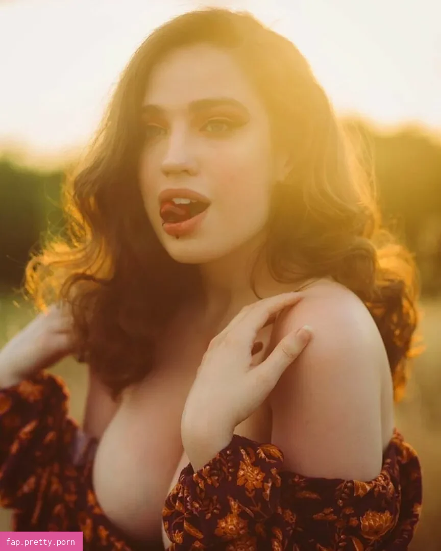 Stephanie Oustalet - Photo #32