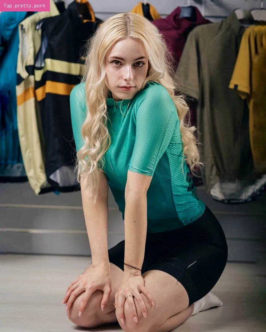 Sara Peterkova - Photo #18
