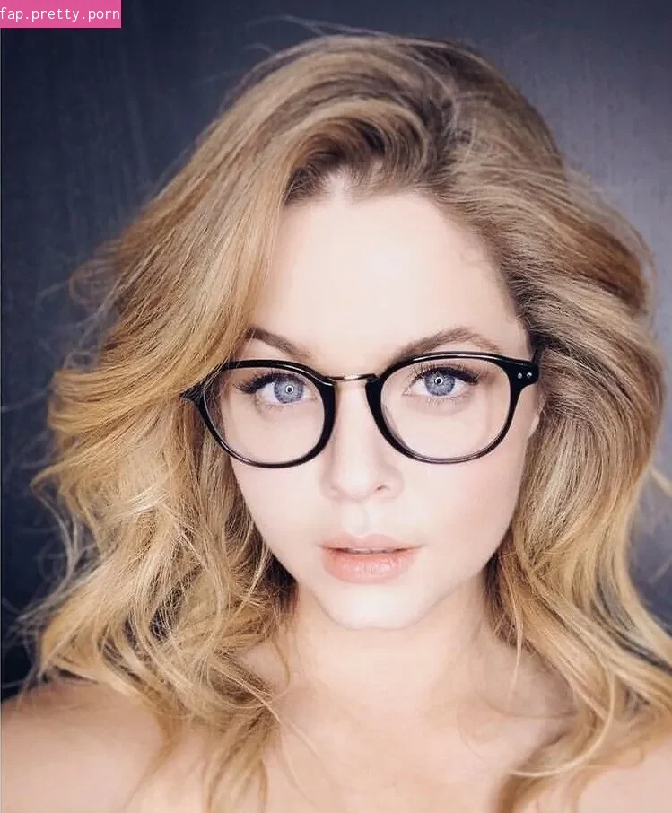 Sasha Pieterse - Photo #19
