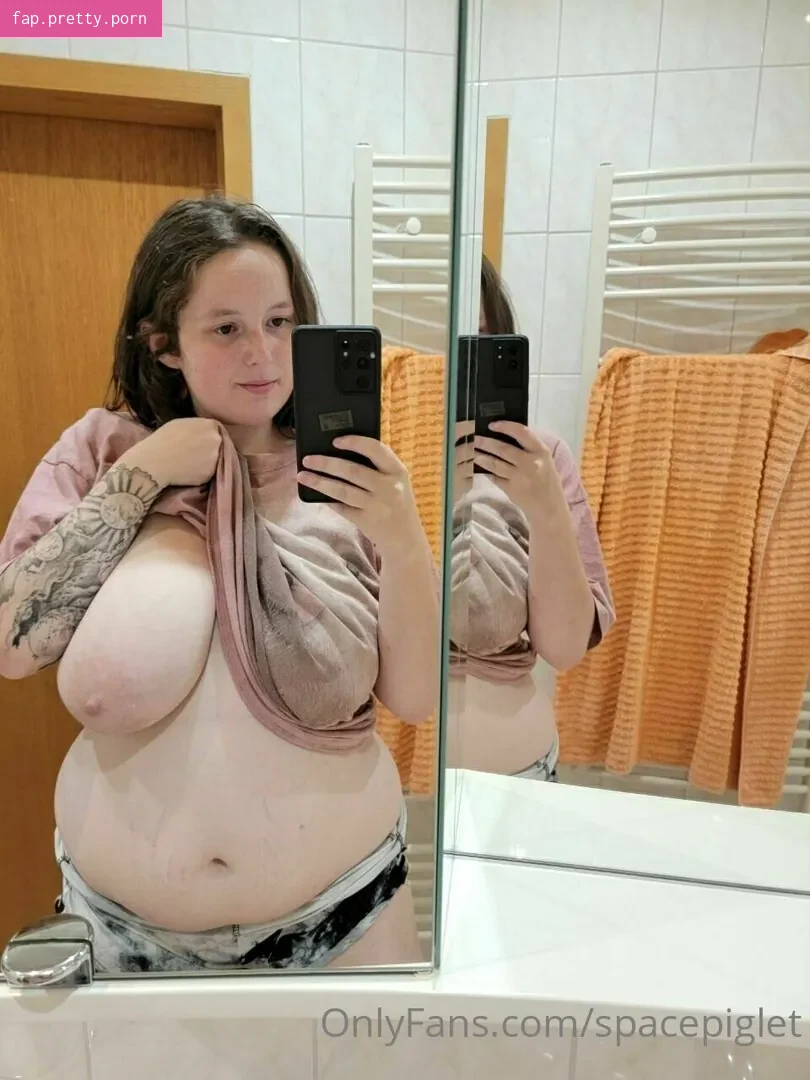 spacepiglet - Photo #64