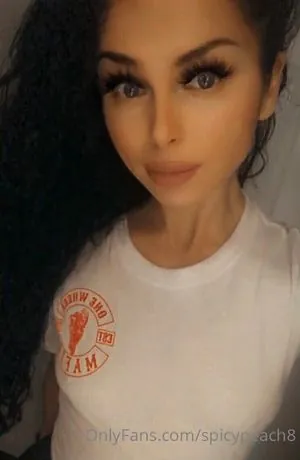 spicypeach8