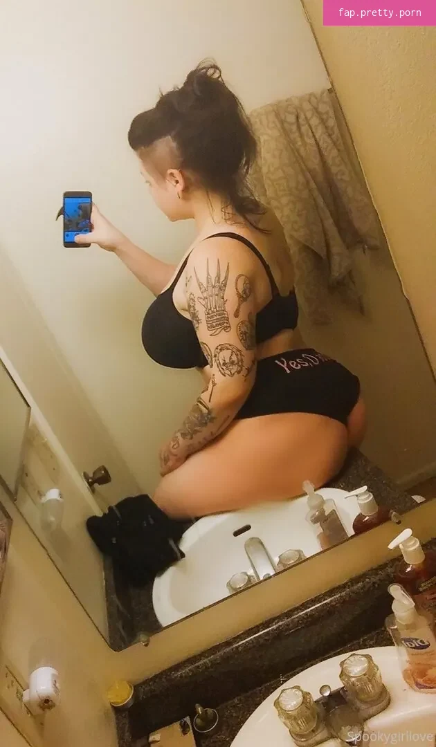 SpookyGirlLove - Photo #37
