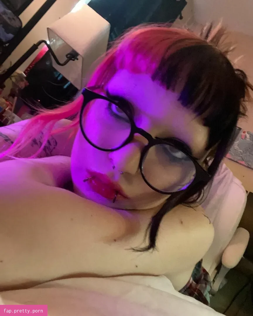 Spookypuppyy - Photo #06