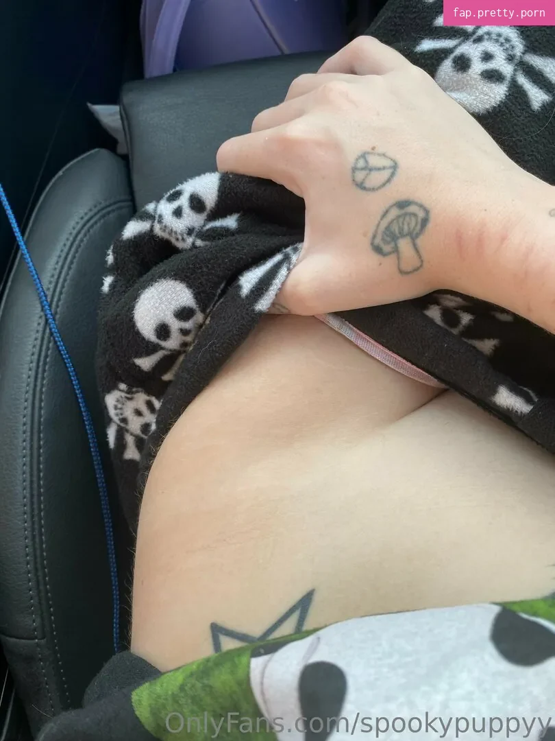 Spookypuppyy - Photo #30