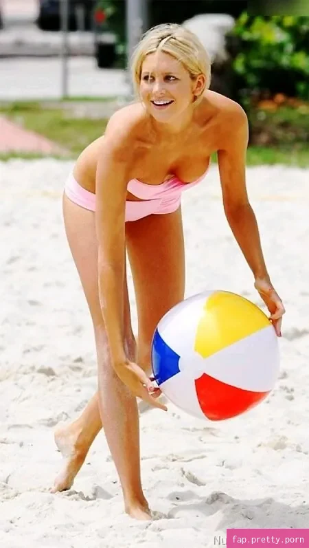 Stephanie Pratt - Photo #12
