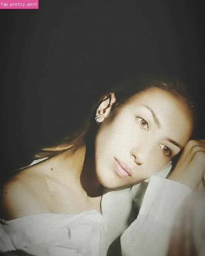 Suela Pahija - Photo #23