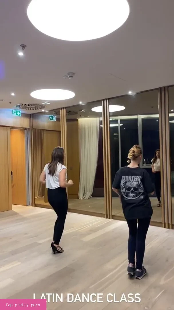 Suela Pahija - Photo #41