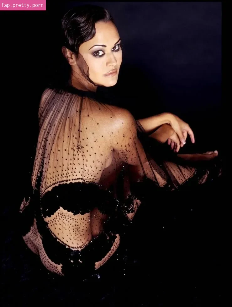 Sydney Penny - Photo #03