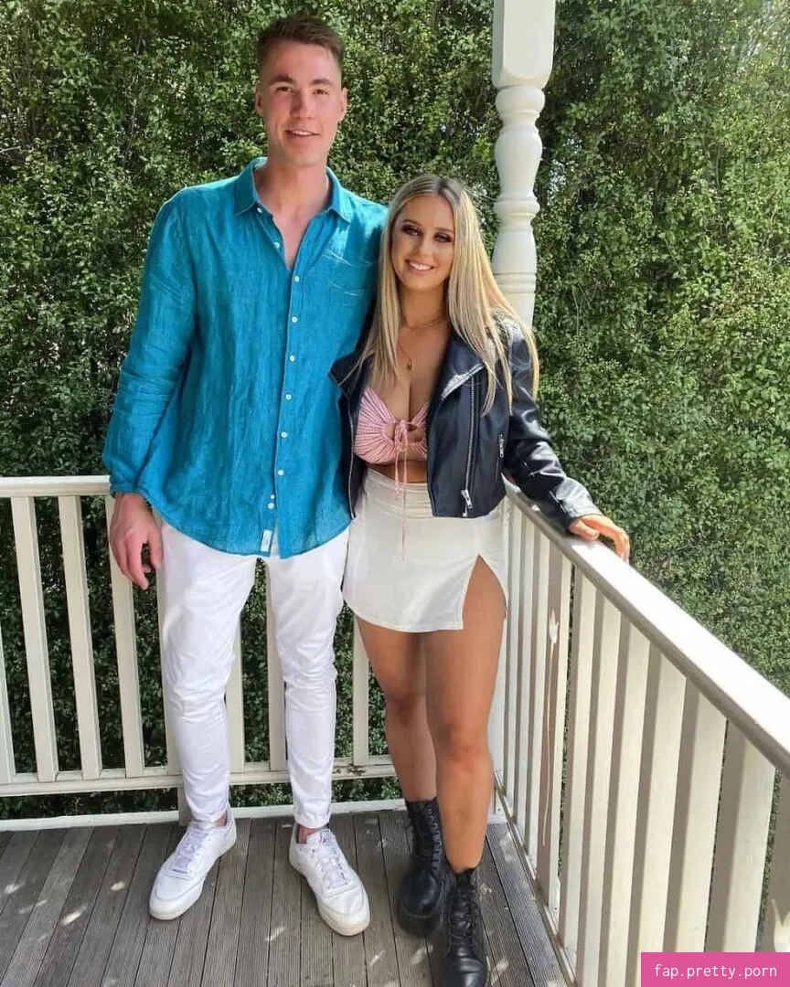 Sacha Ross - Photo #23