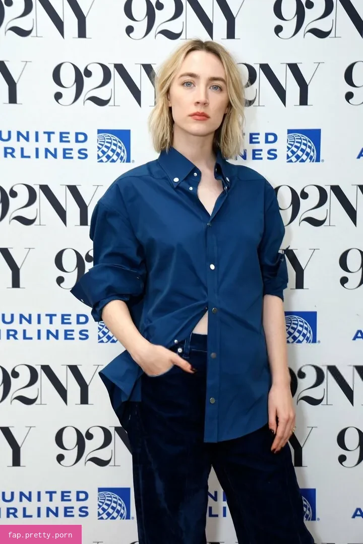 Saoirse Ronan - Photo #23