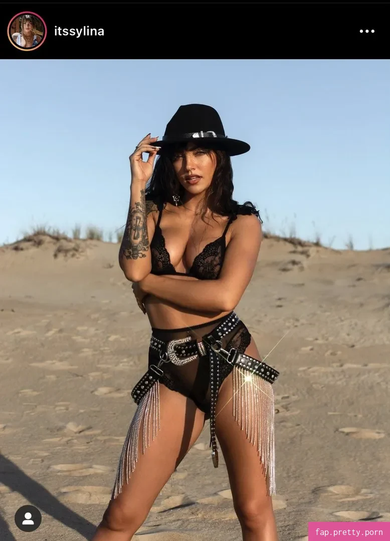Sylina Ruiz - Photo #06