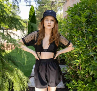 Sadie Sink