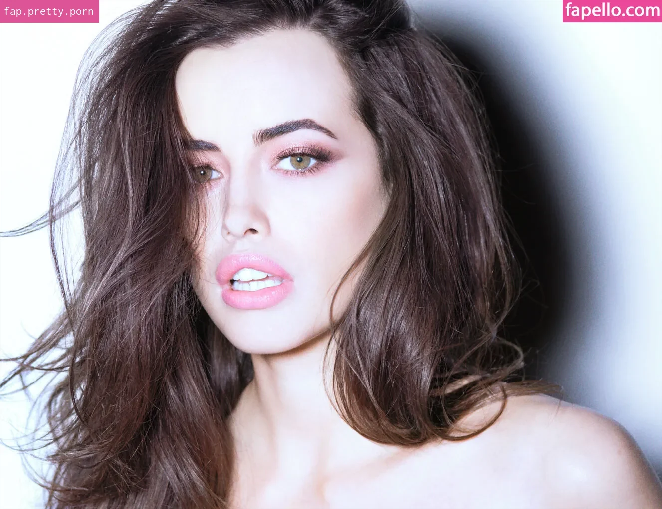 Sarah Stephens - Photo #87