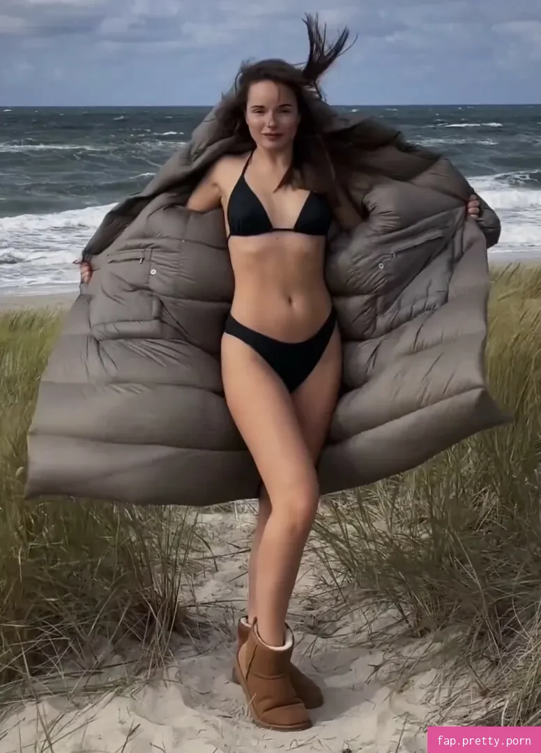 Sasha Spilberg - Photo #68