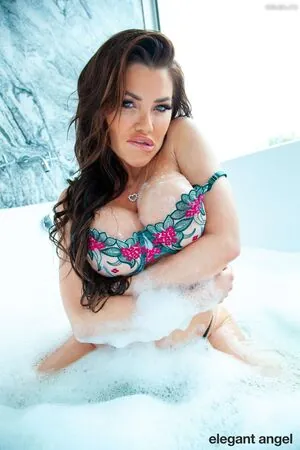 Savanah Storm