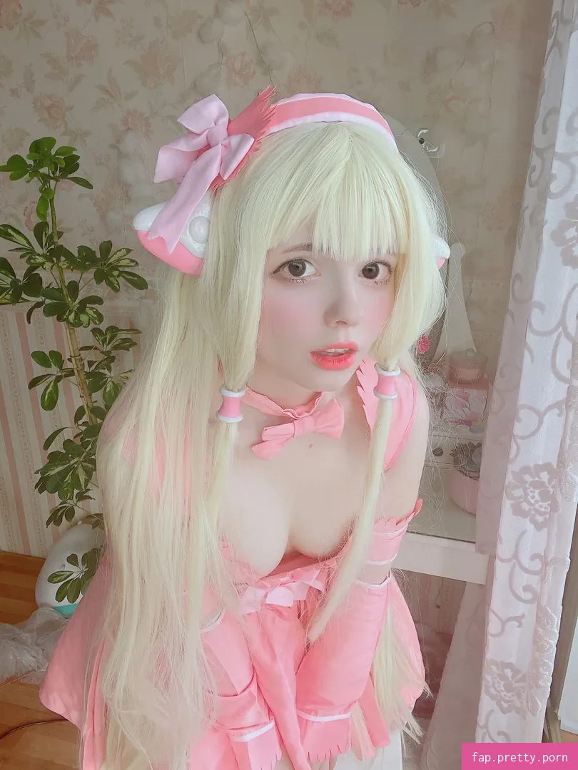 Saya Scarlet - Photo #00
