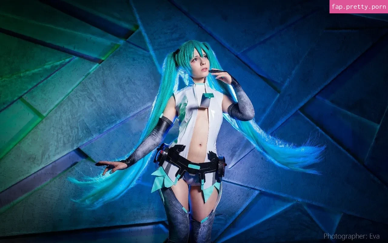 Saya Scarlet - Photo #82