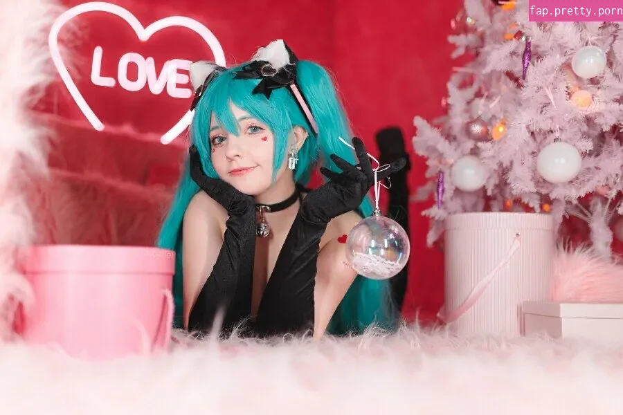 Saya Scarlet - Photo #70