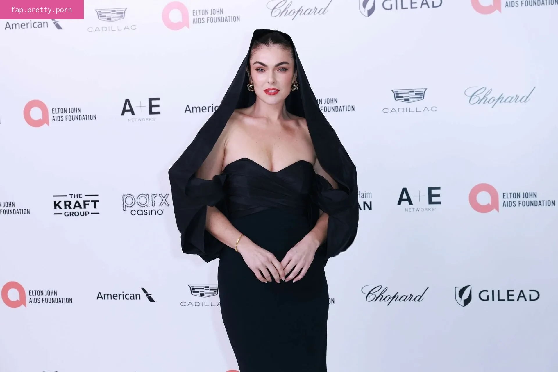 Serinda Swan - Photo #67