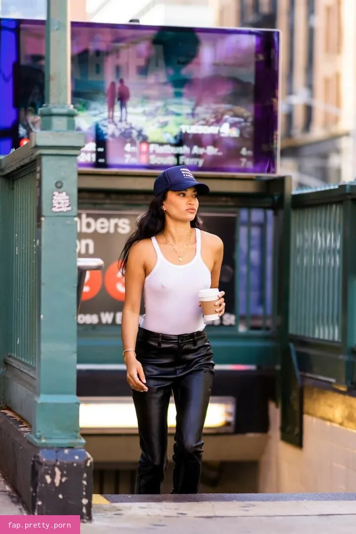 Shanina Shaik - Photo #79