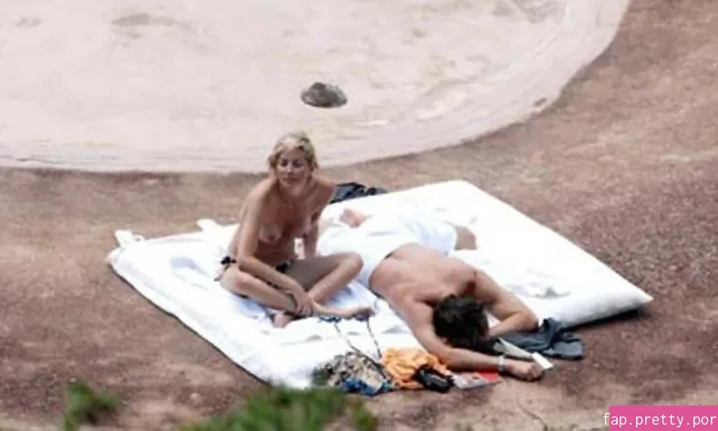 Sharon Stone - Photo #86