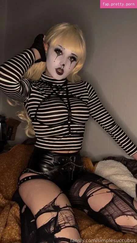 Simple Succubus - Photo #53