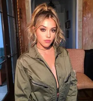 Sistine Stallone