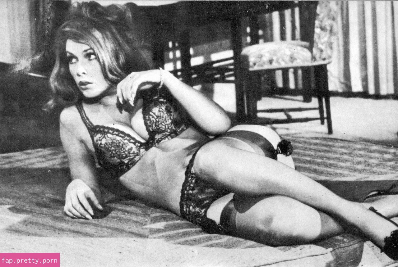 Stella Stevens - Photo #13