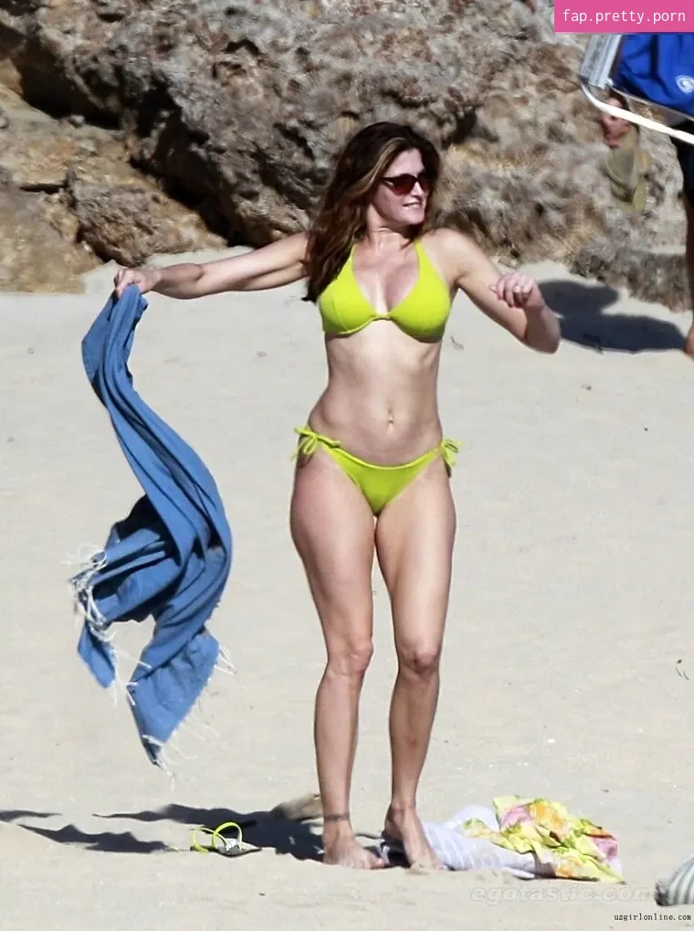 Stephanie Seymour - Photo #04