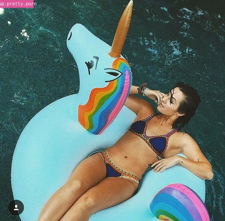 Scout Taylor-Compton - Photo #65