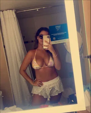 Sondra Telarroja